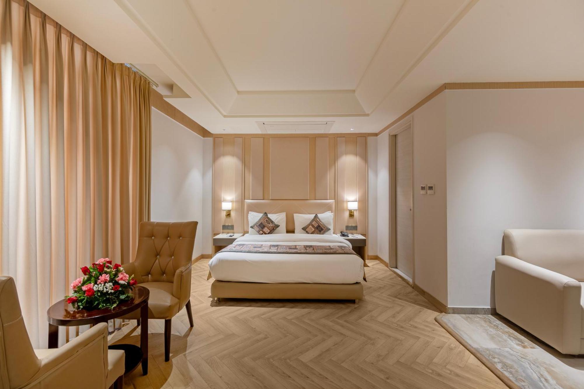 Sandoz Amritsar Near Golden Temple Экстерьер фото