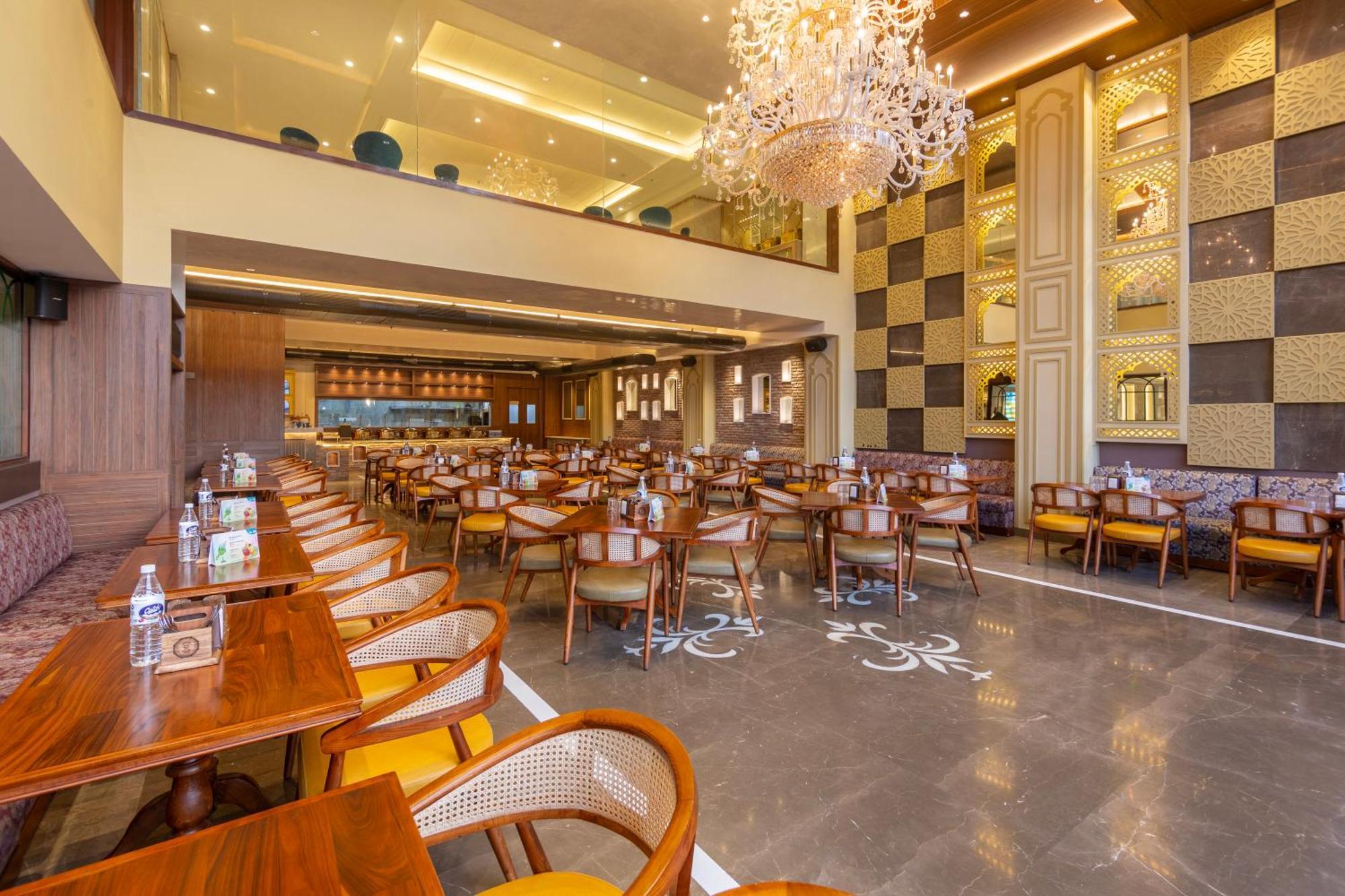 Sandoz Amritsar Near Golden Temple Экстерьер фото
